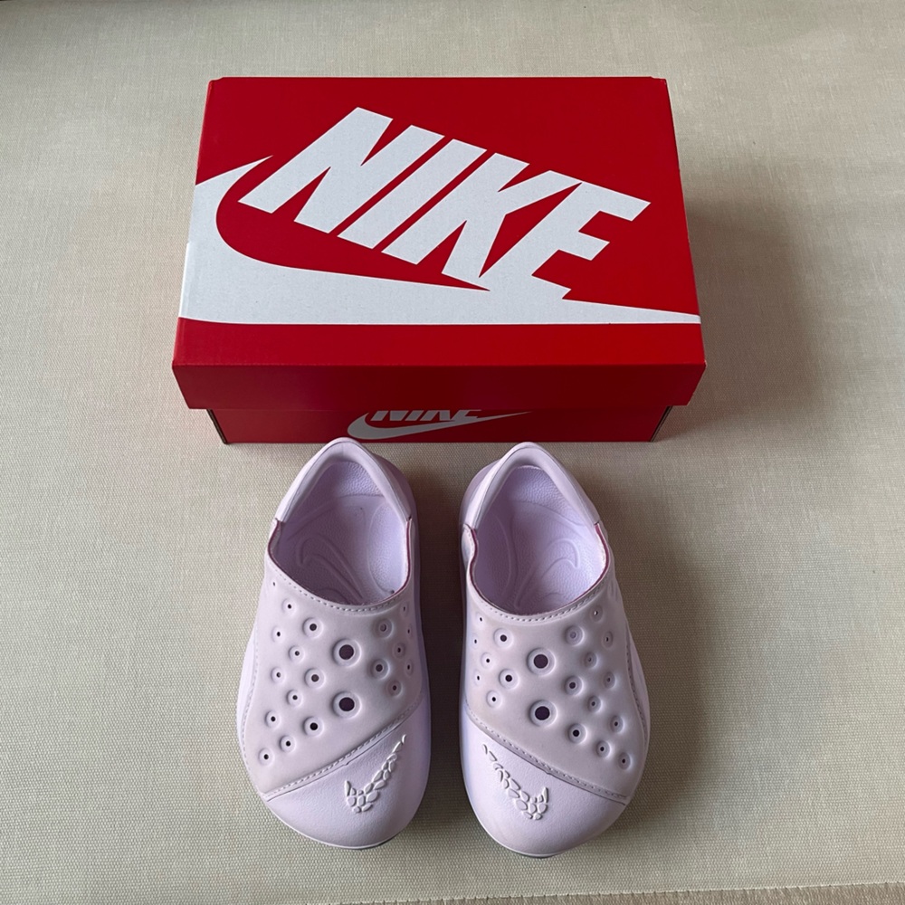 Nike Aqua Swoosh Toddler Sandal - Size 8